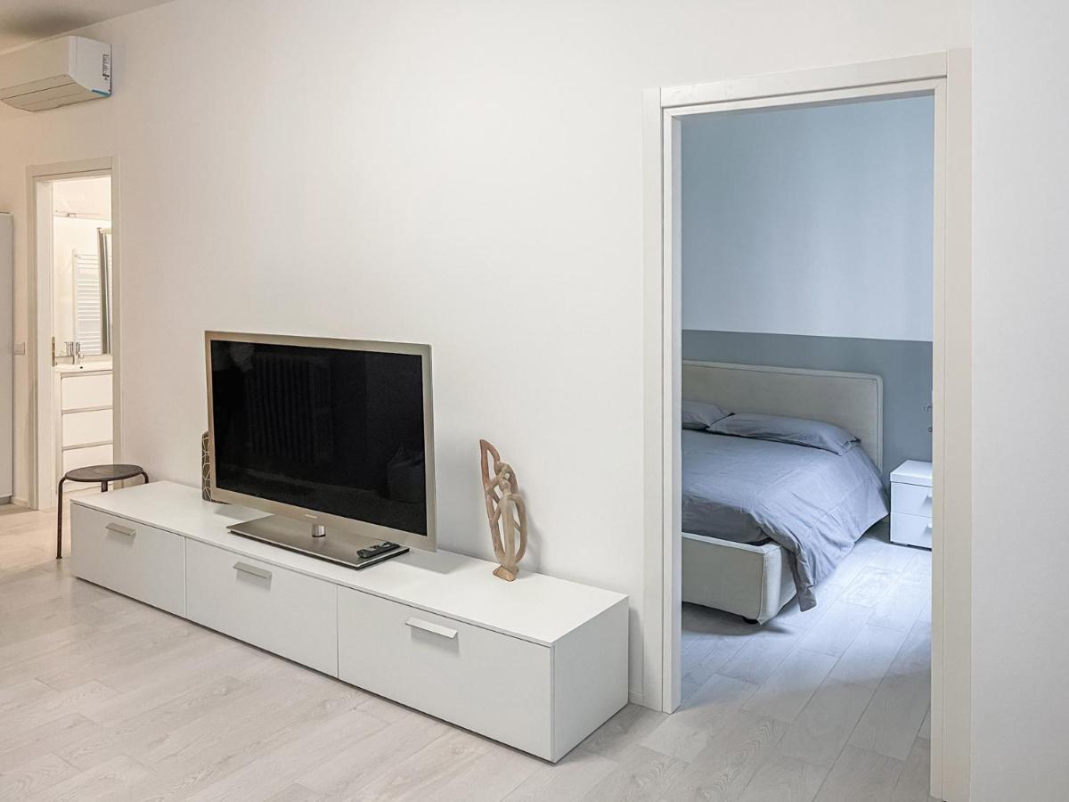 Bnb Capital Milano Moscova - White Exterior photo