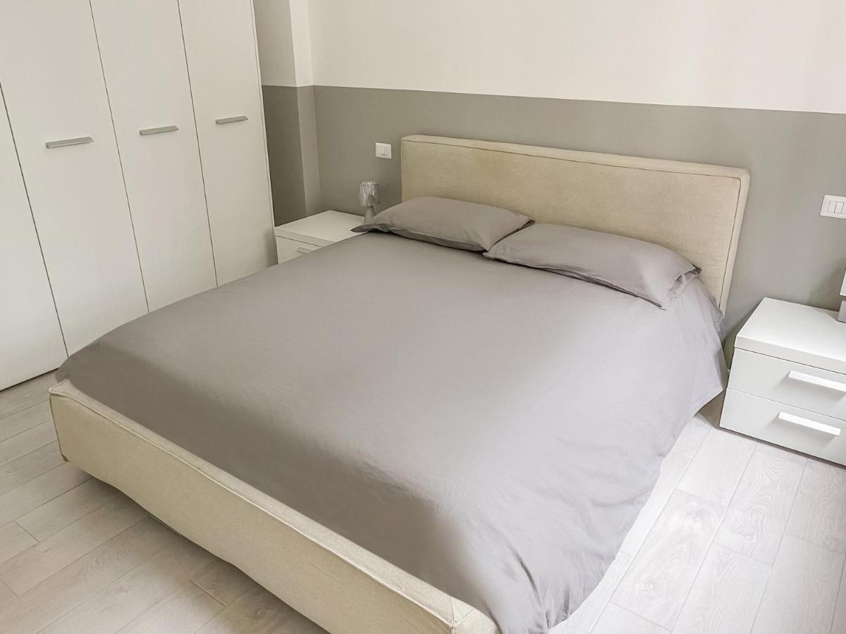 Bnb Capital Milano Moscova - White Exterior photo